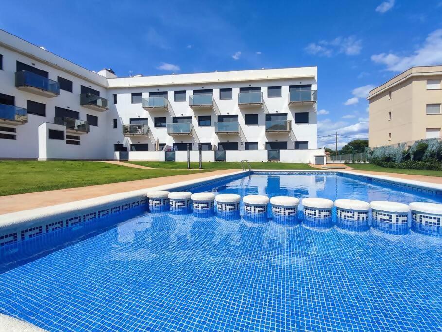 Piso Moderno Cerca De La Playa *